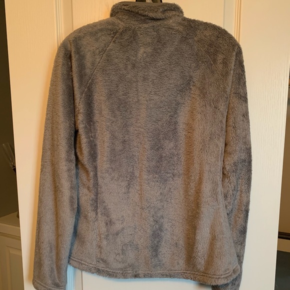 North Face Pullover with Pockets - Picture 3 of 3